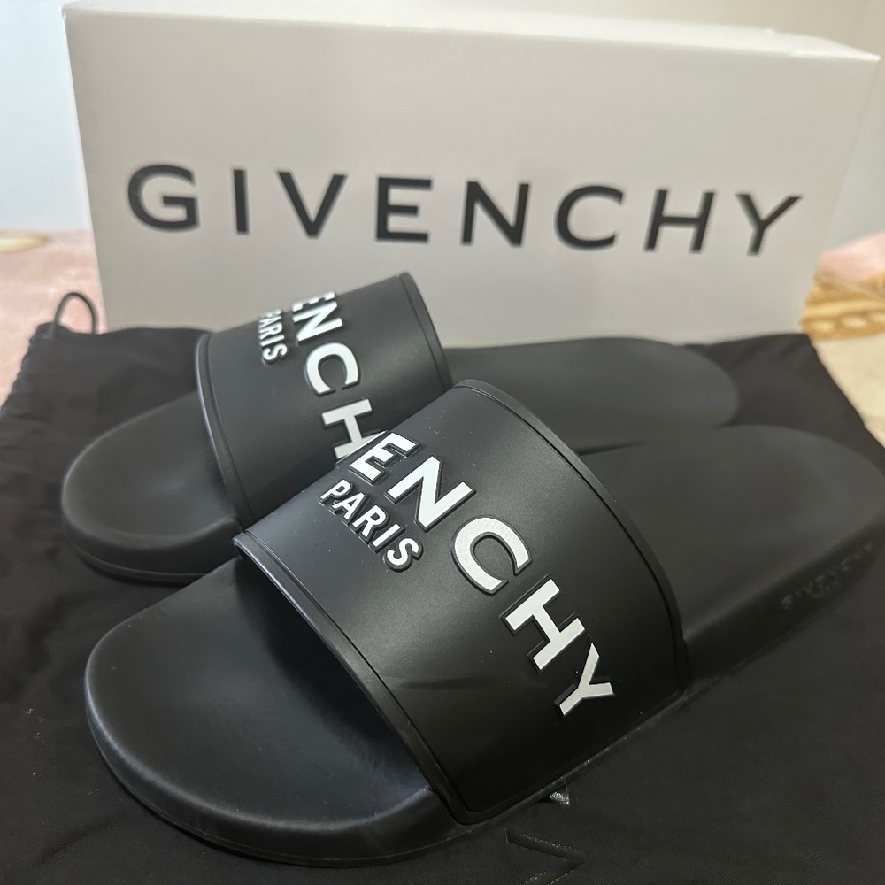 Givenchy Mens Slide Sandals in Rubber size 43